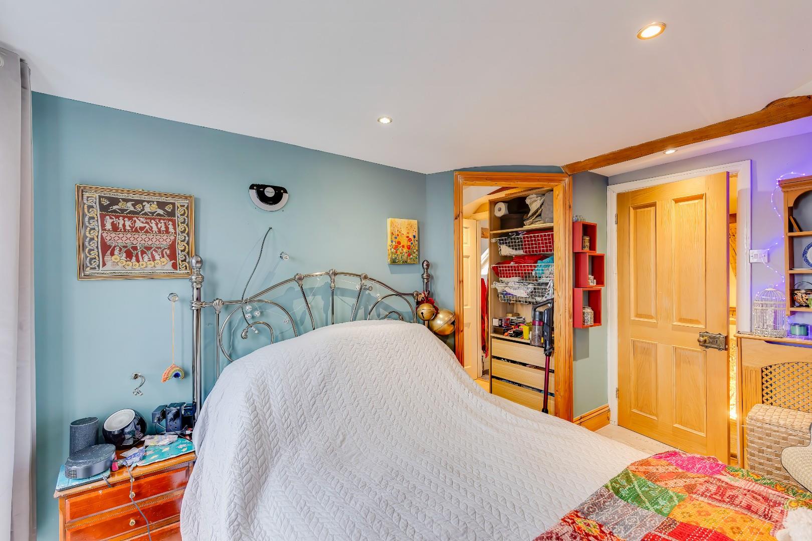 76 South Road, Sully, CF64 5SL